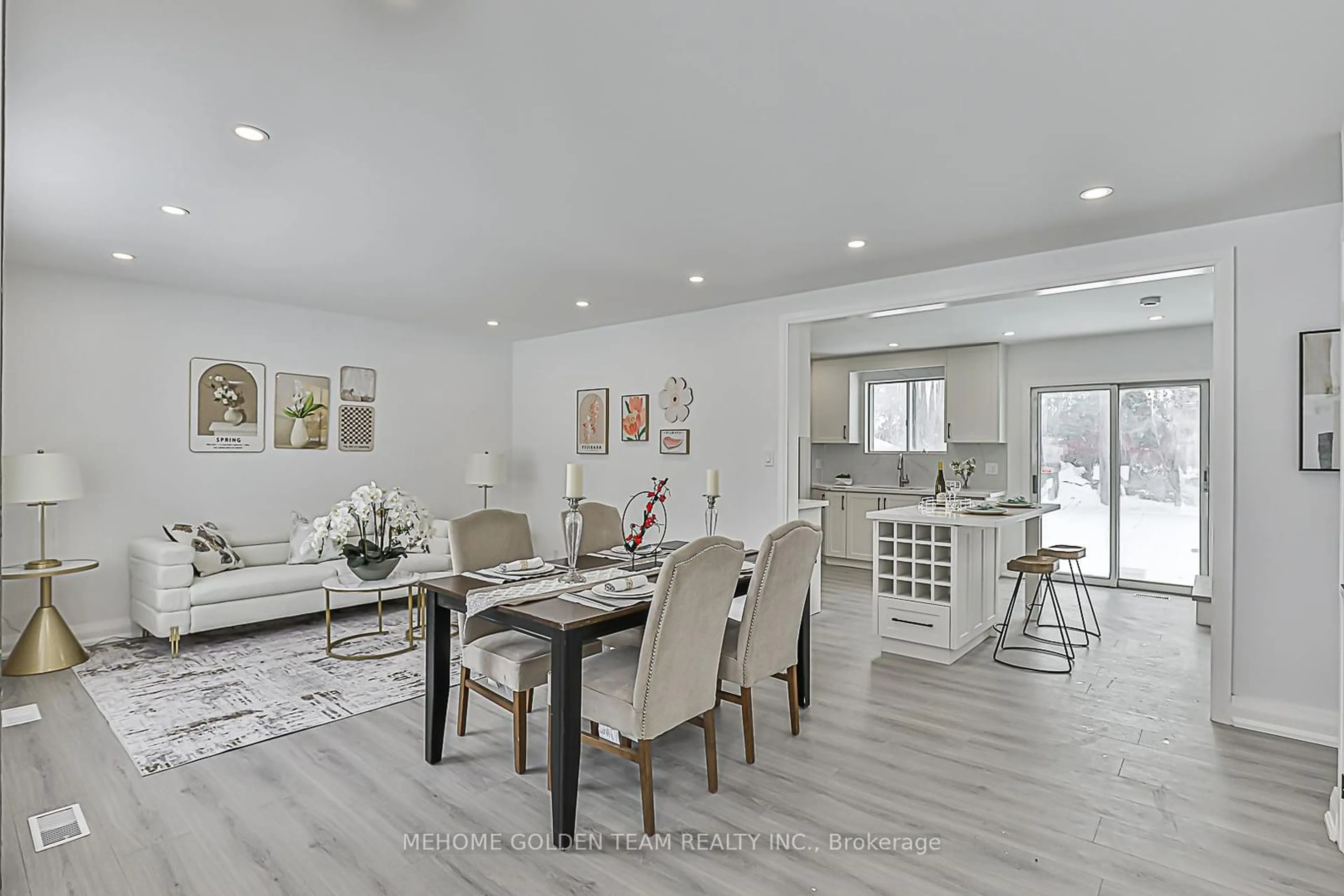 Open concept kitchen, unknown for 88 Castle Hill Dr, Toronto Ontario M1T 2Y5