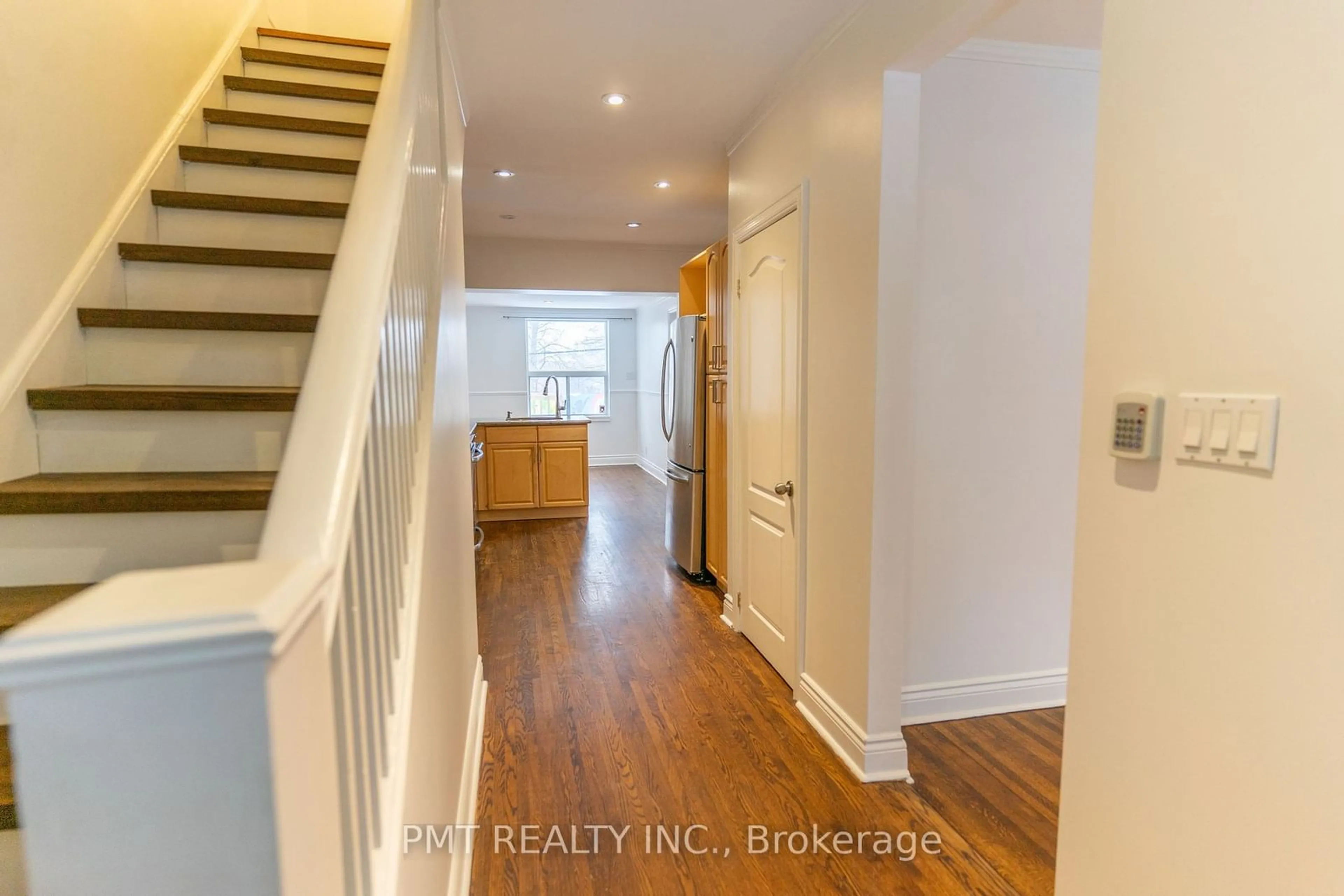 Indoor entryway for 238 Woodfield Rd, Toronto Ontario M4L 2W7