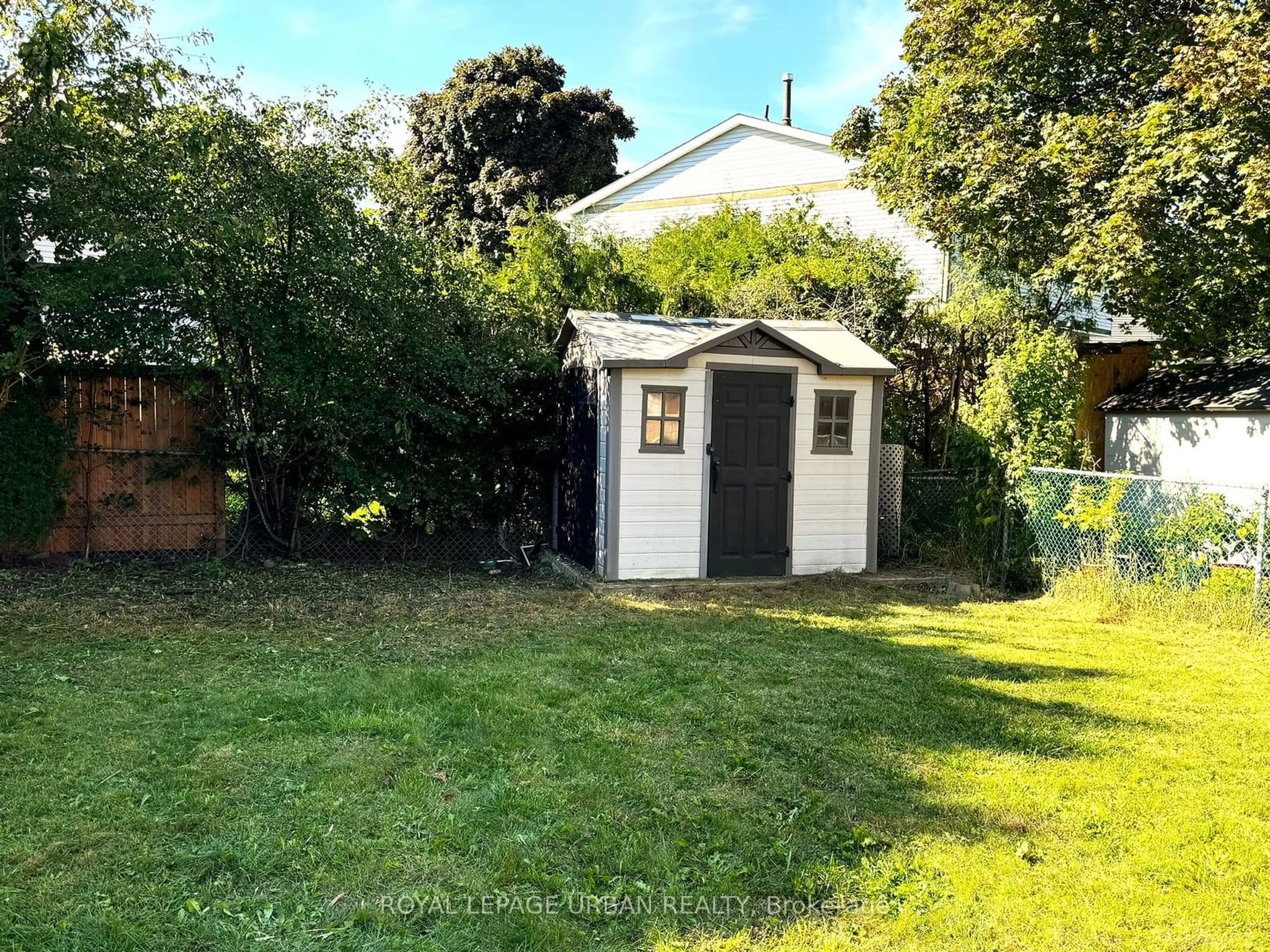 Shed for 347 Braymore Blvd, Toronto Ontario M1B 2W6