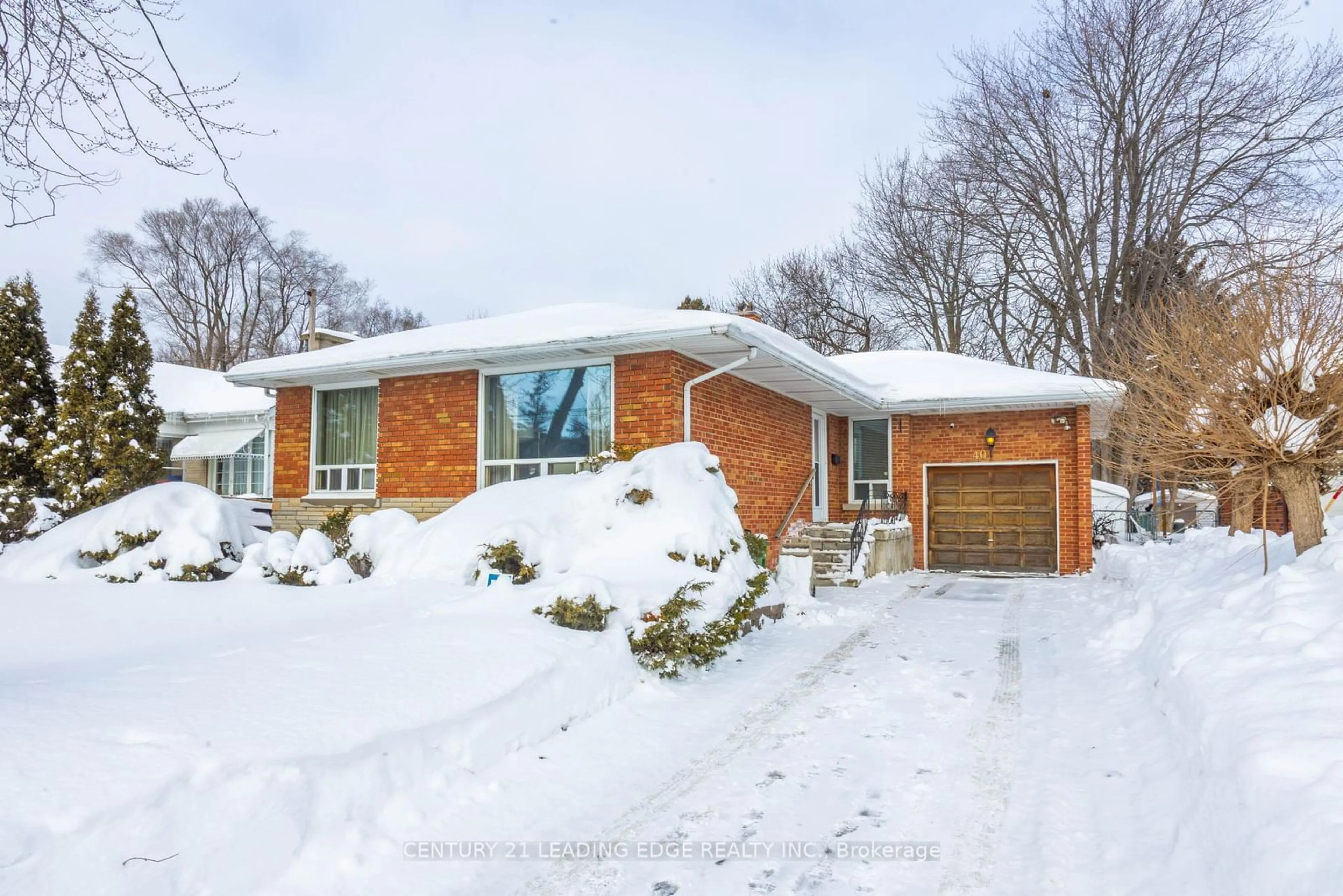 Home with brick exterior material, street for 40 Heather Rd, Toronto Ontario M1S 2E1