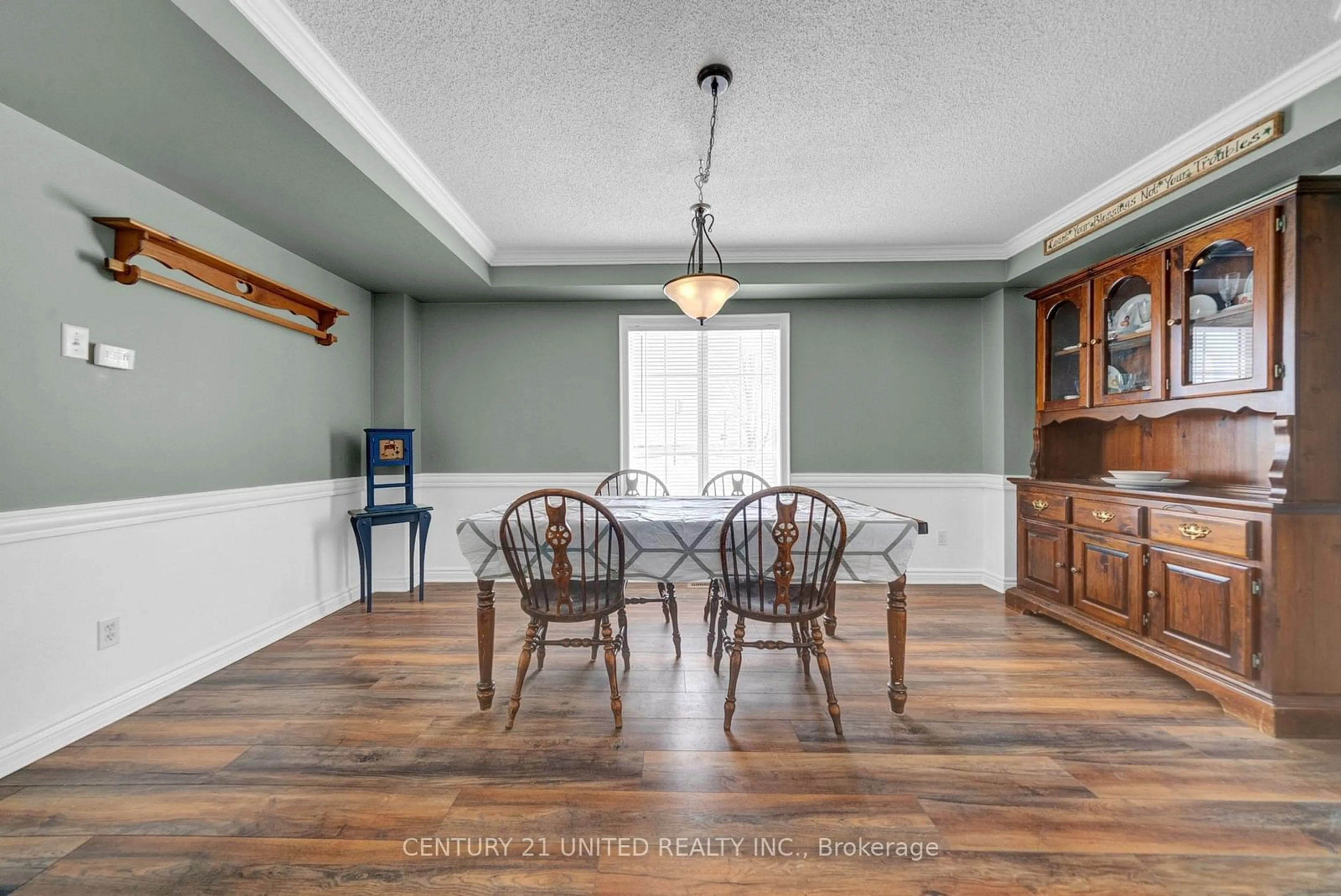 Dining room, unknown for 3 Greenway Blvd, Scugog Ontario L9L 1S9