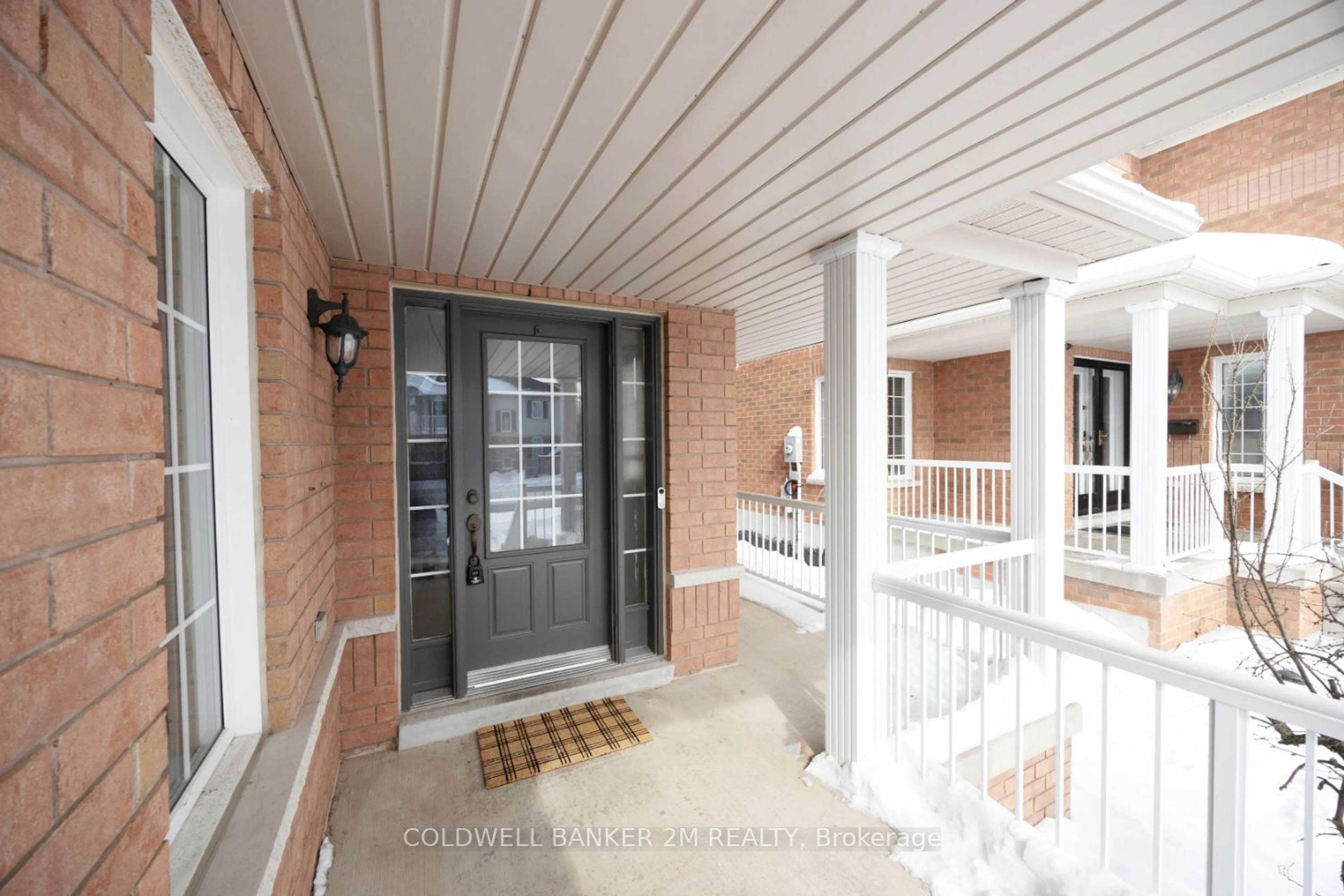 Indoor foyer for 54 Southfield Ave, Clarington Ontario L1E 3J9