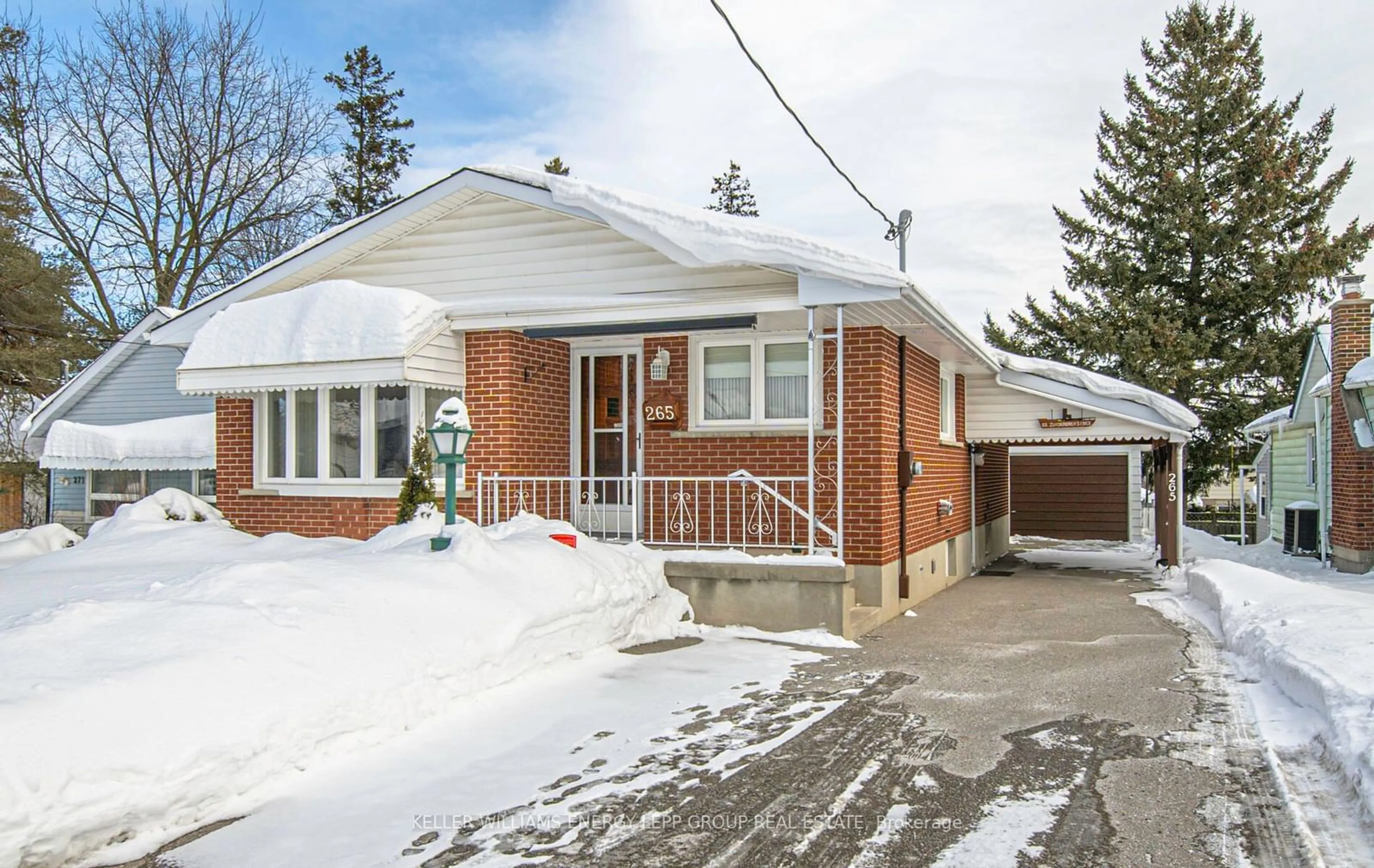 Home with brick exterior material, street for 265 Gibbons St, Oshawa Ontario L1J 4Y5