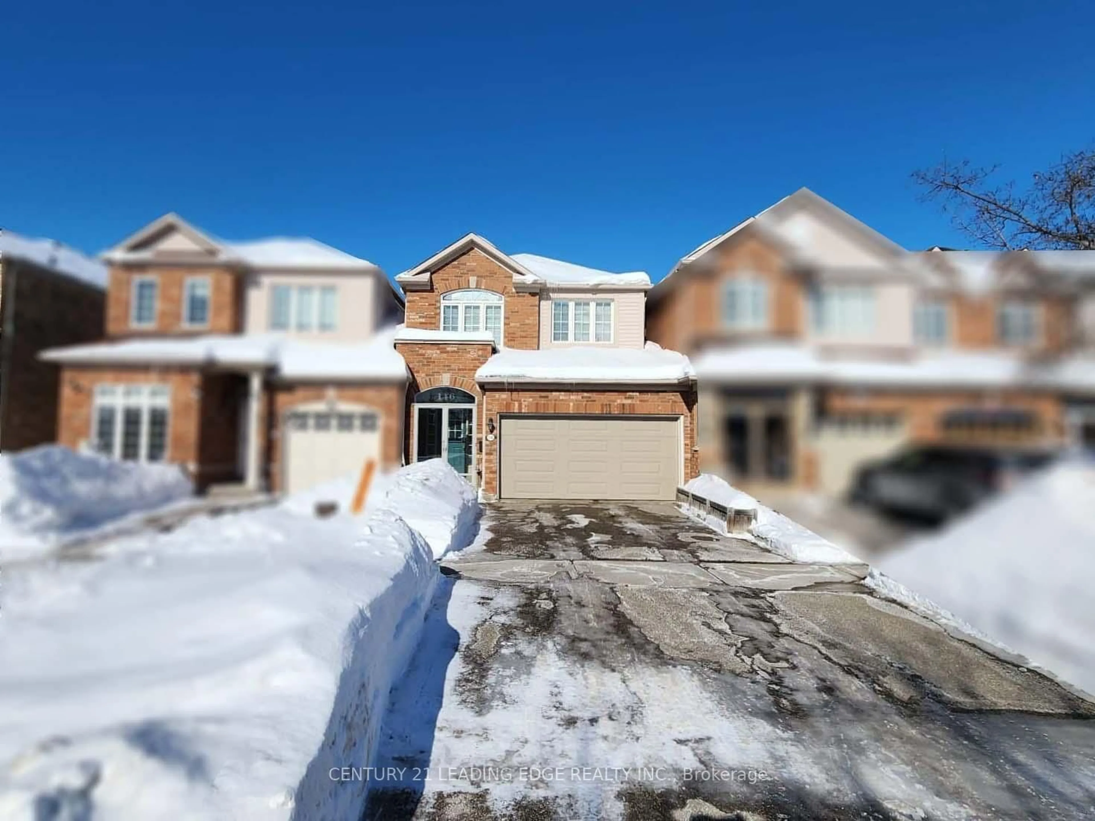 A pic from outside/outdoor area/front of a property/back of a property/a pic from drone, street for 146 Gristone Cres, Toronto Ontario M1X 1V1