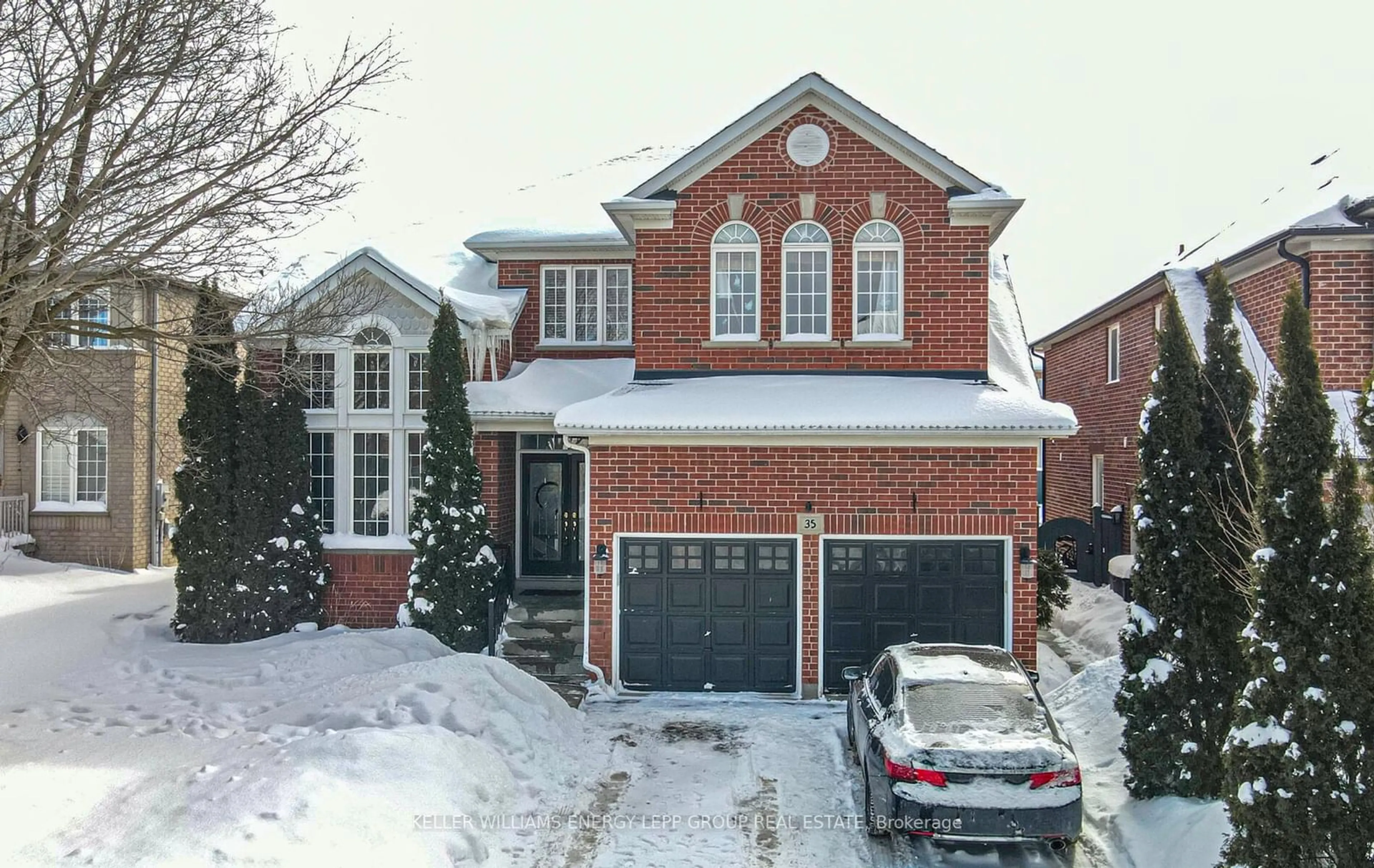 Home with brick exterior material, street for 35 Vineyard Ave, Whitby Ontario L1P 1X5