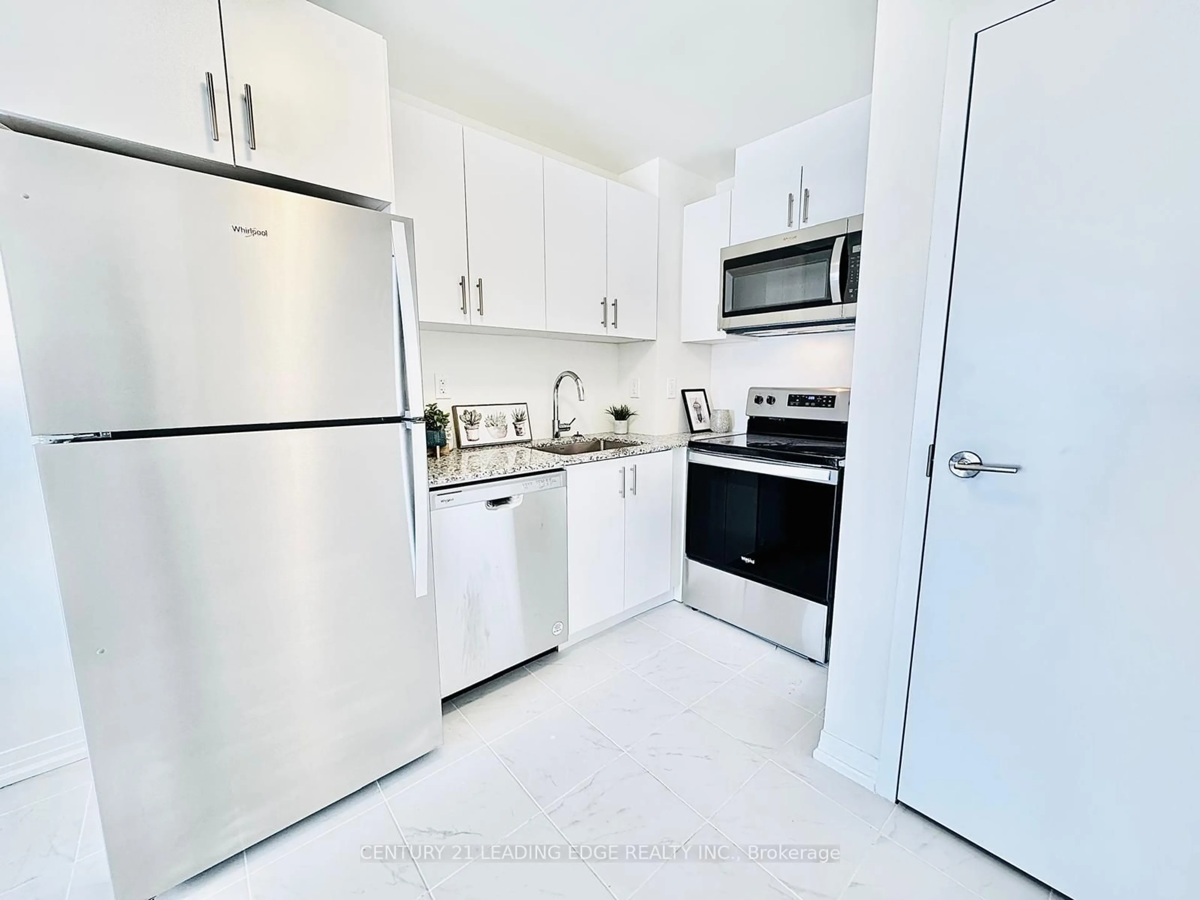 Standard kitchen, ceramic/tile floor for 30 Liben Way #39, Toronto Ontario M1B 1E7