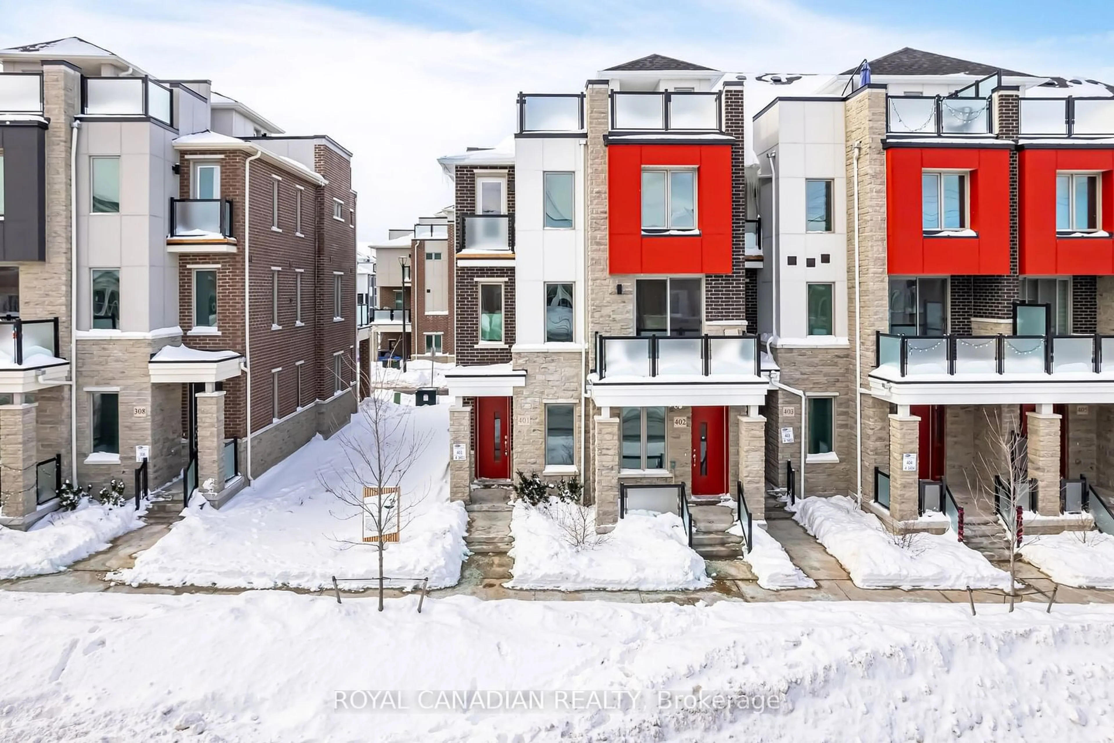 A pic from outside/outdoor area/front of a property/back of a property/a pic from drone, street for 1034 Reflection Pl #401, Pickering Ontario L1X 0L1