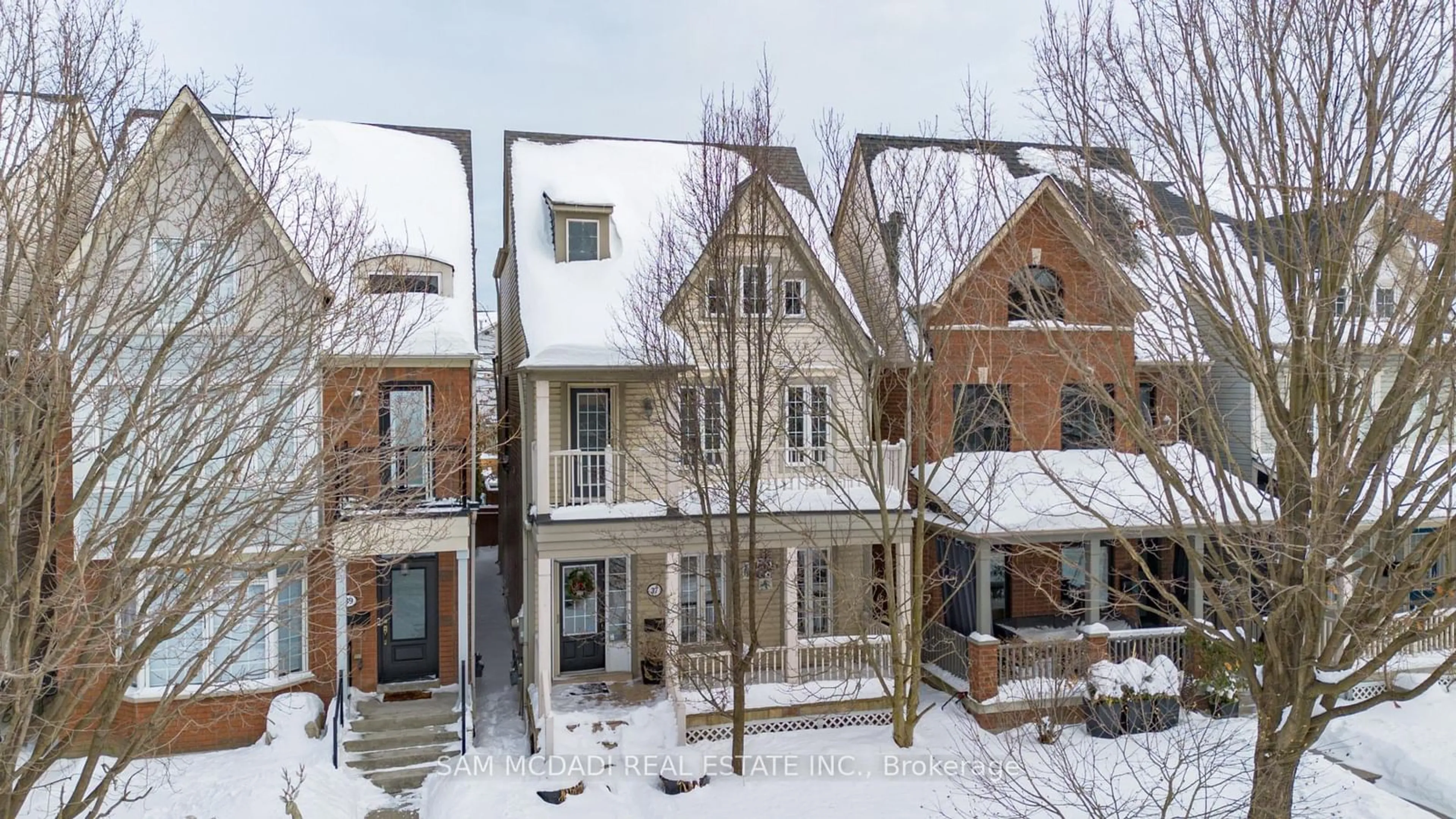 Home with brick exterior material, street for 37 Winners Circ, Toronto Ontario M4L 3Y7