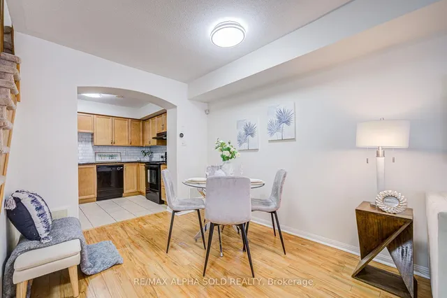 Additional image 28 of 30 Mendelssohn St Unit 15