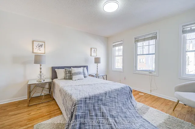 Additional image 6 of 30 Mendelssohn St Unit 15