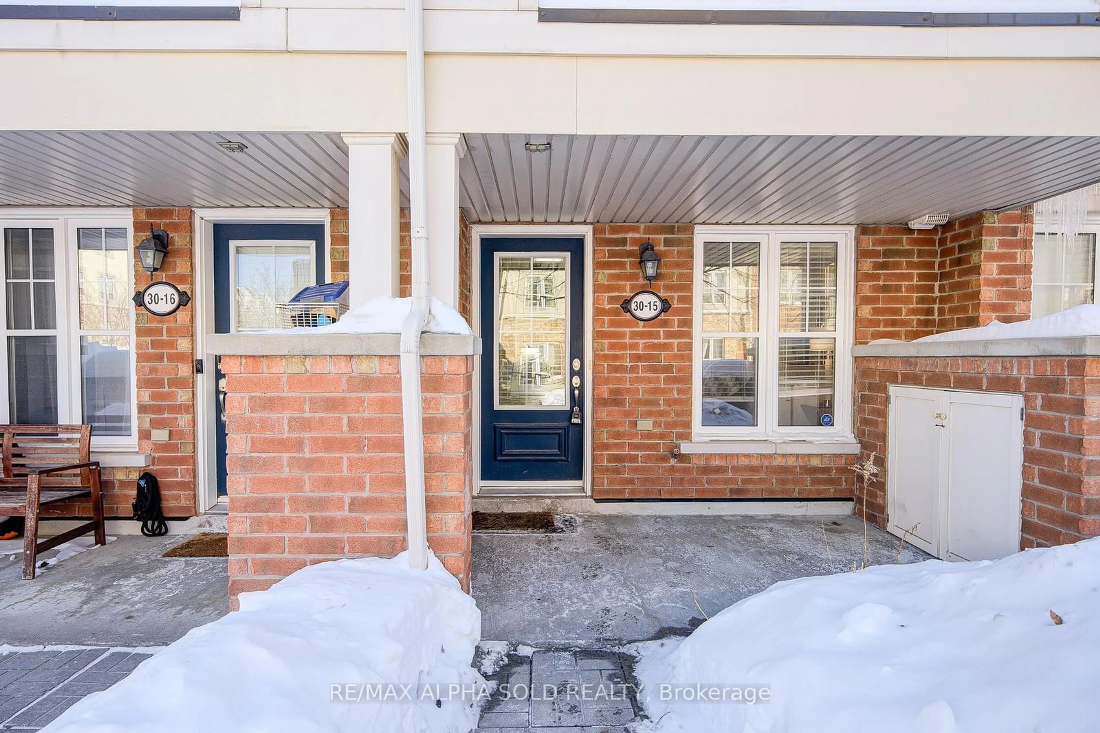 Indoor entryway for 30 Mendelssohn St #15, Toronto Ontario M1L 0G8