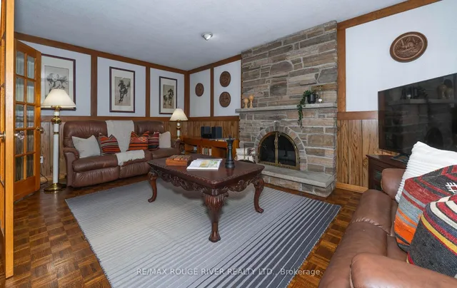 Additional property image - 89 Invermarge Dr