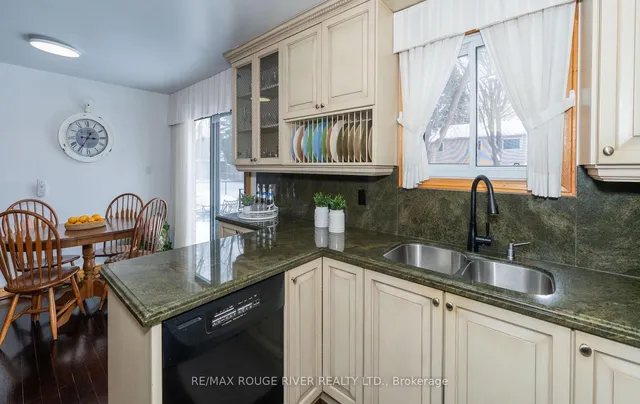 Additional property image - 89 Invermarge Dr