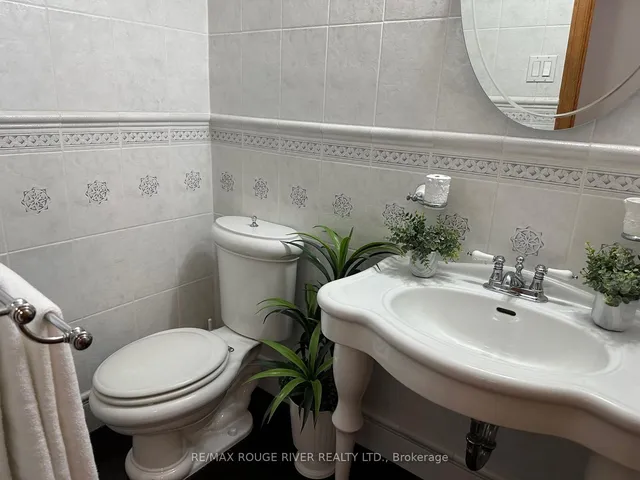 Additional property image - 89 Invermarge Dr