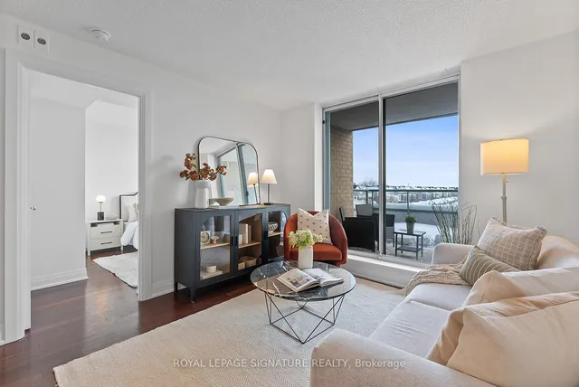 Additional property image - 1797 Queen St Unit 402