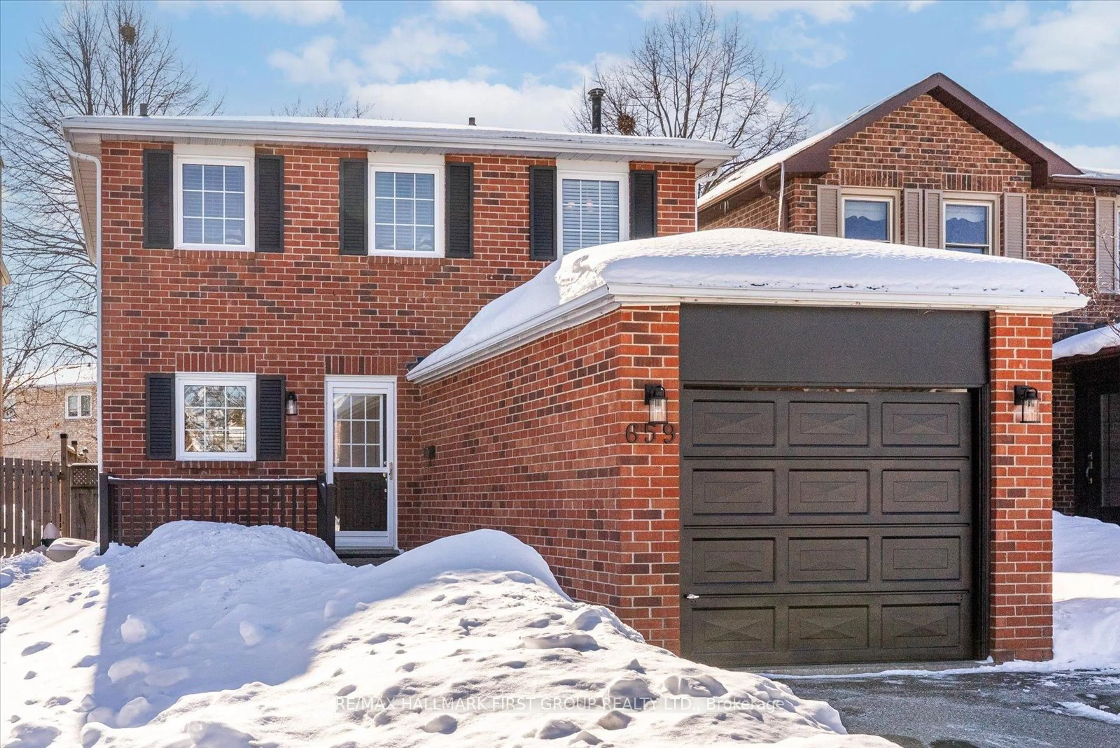 Home with brick exterior material, street for 659 Sultana Sq, Pickering Ontario L1V 3Y2