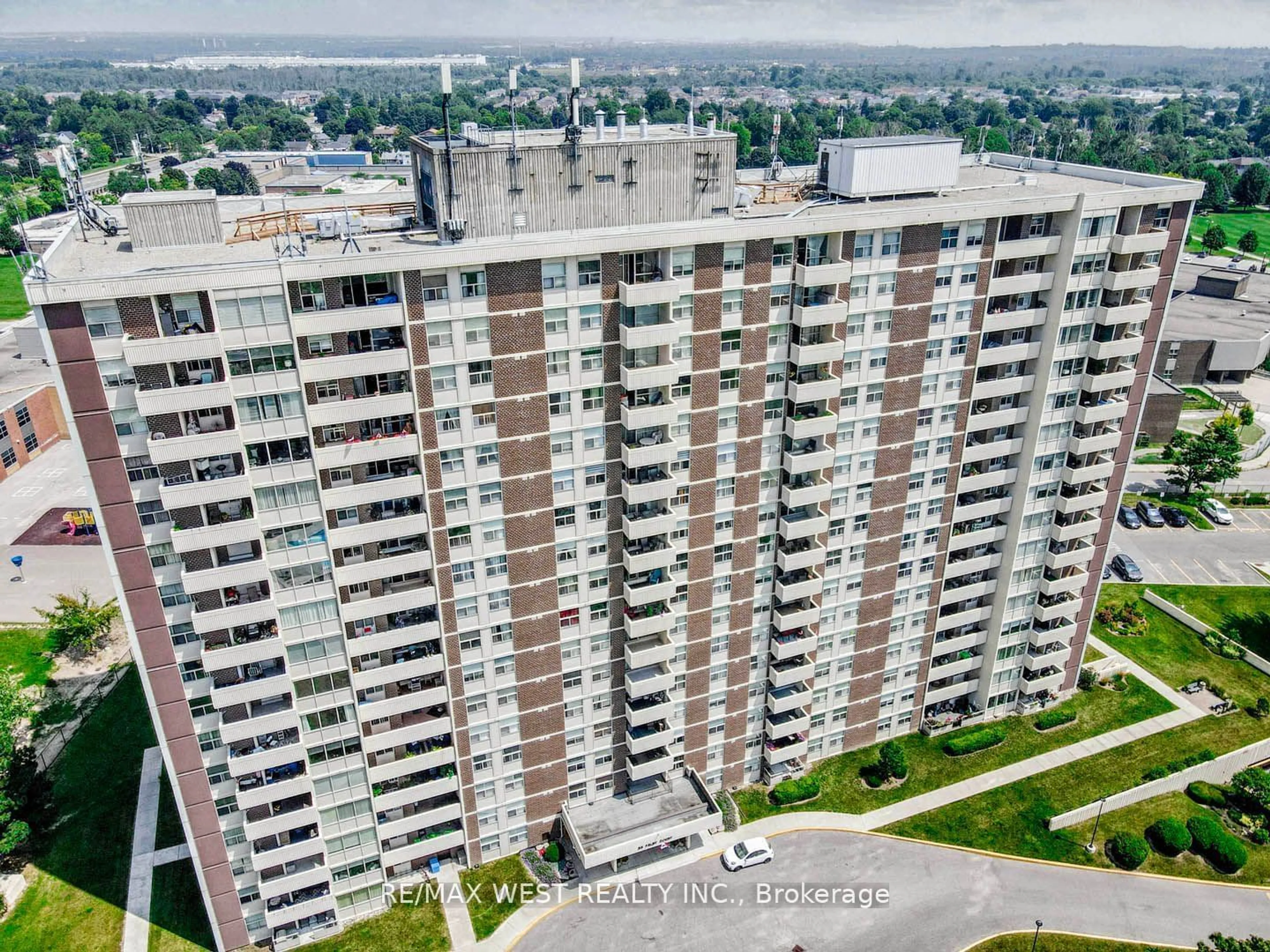 A pic from outside/outdoor area/front of a property/back of a property/a pic from drone, city buildings view from balcony for 66 Falby Crt #811, Ajax Ontario L1S 3L2