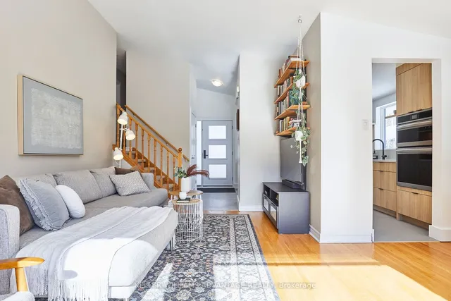 Additional property image - 6 Lyncroft Dr