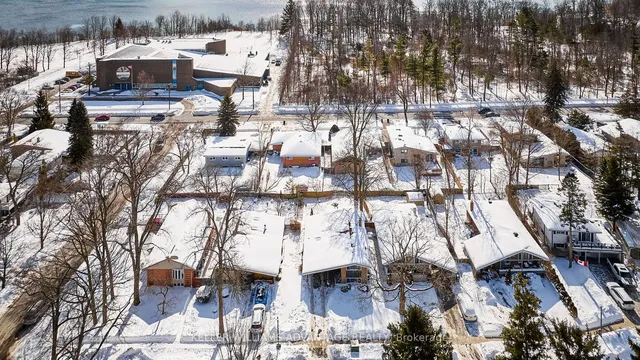 Additional property image - 6 Lyncroft Dr