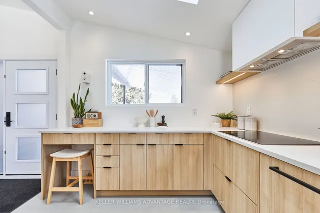 Additional property image - 6 Lyncroft Dr