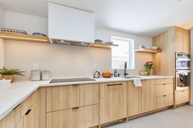 Additional property image - 6 Lyncroft Dr
