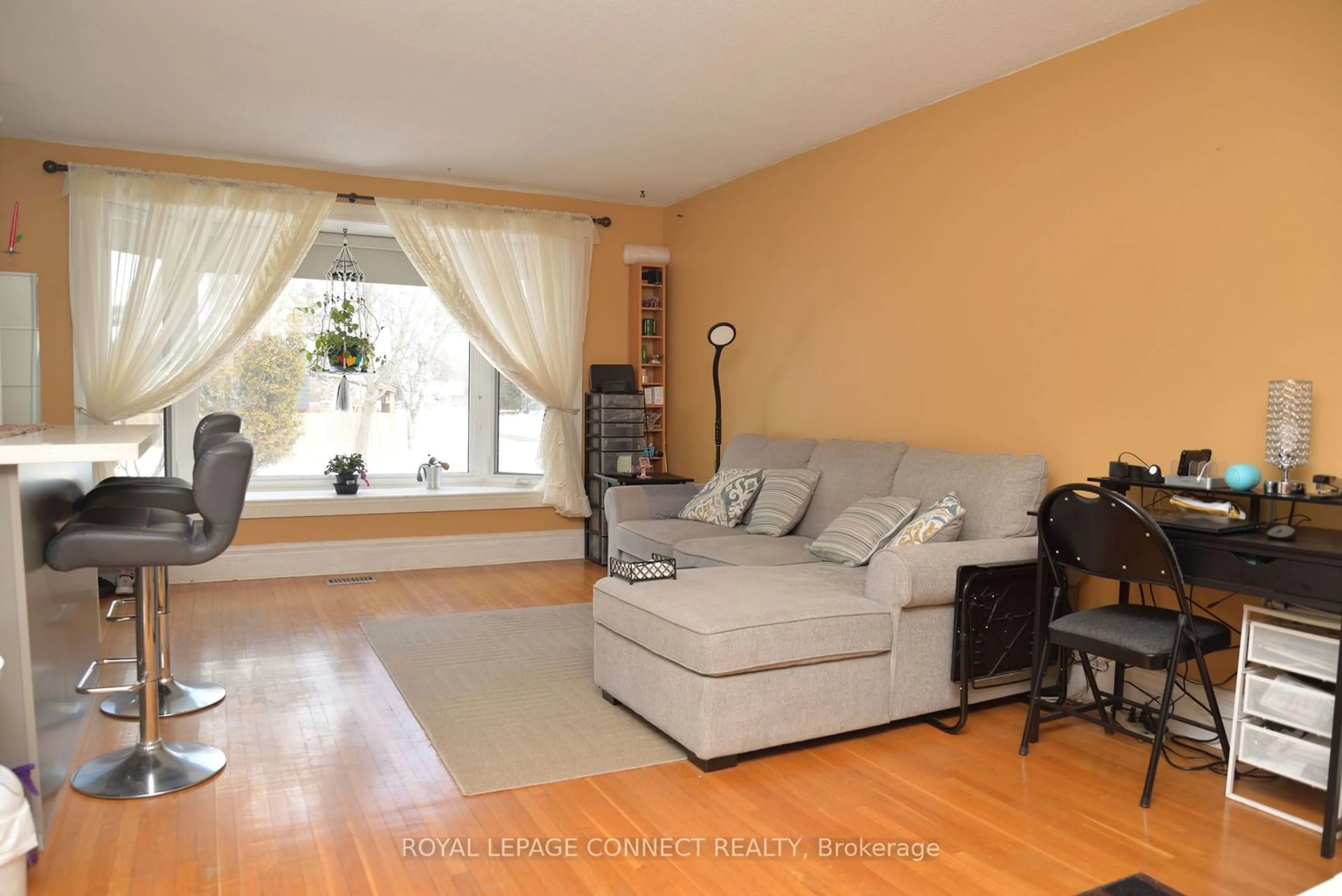 Living room with furniture, unknown for 1431 Colmar Ave, Pickering Ontario L1W 1C6