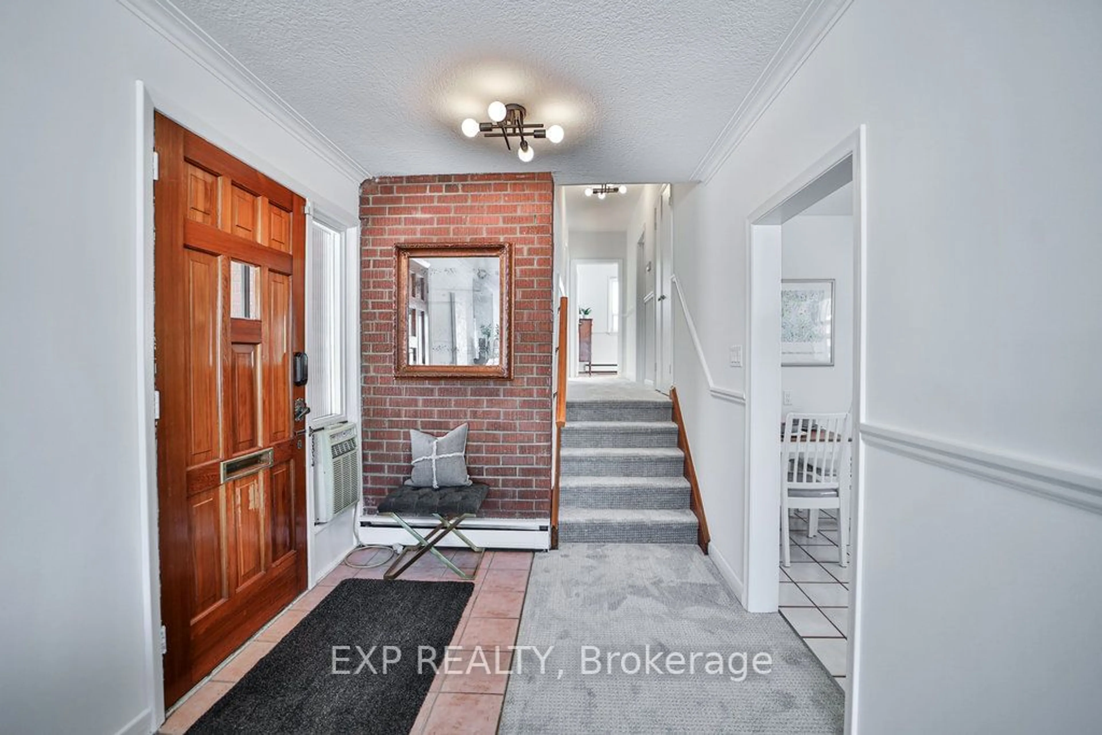 Indoor entryway for 56 Gage Ave, Toronto Ontario M1J 1T8