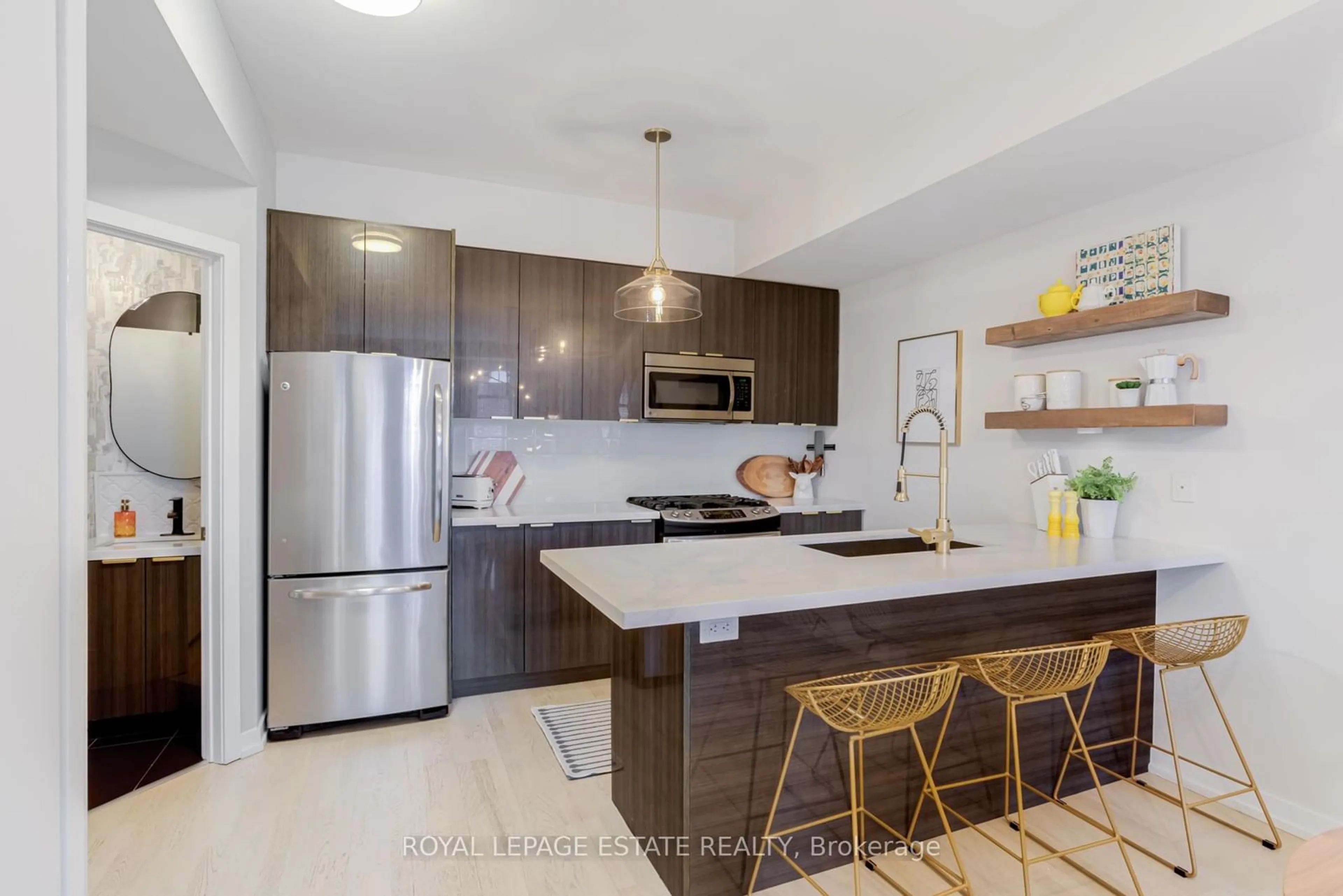 Open concept kitchen, ceramic/tile floor for 150 Broadview Ave #21, Toronto Ontario M4M 0A9