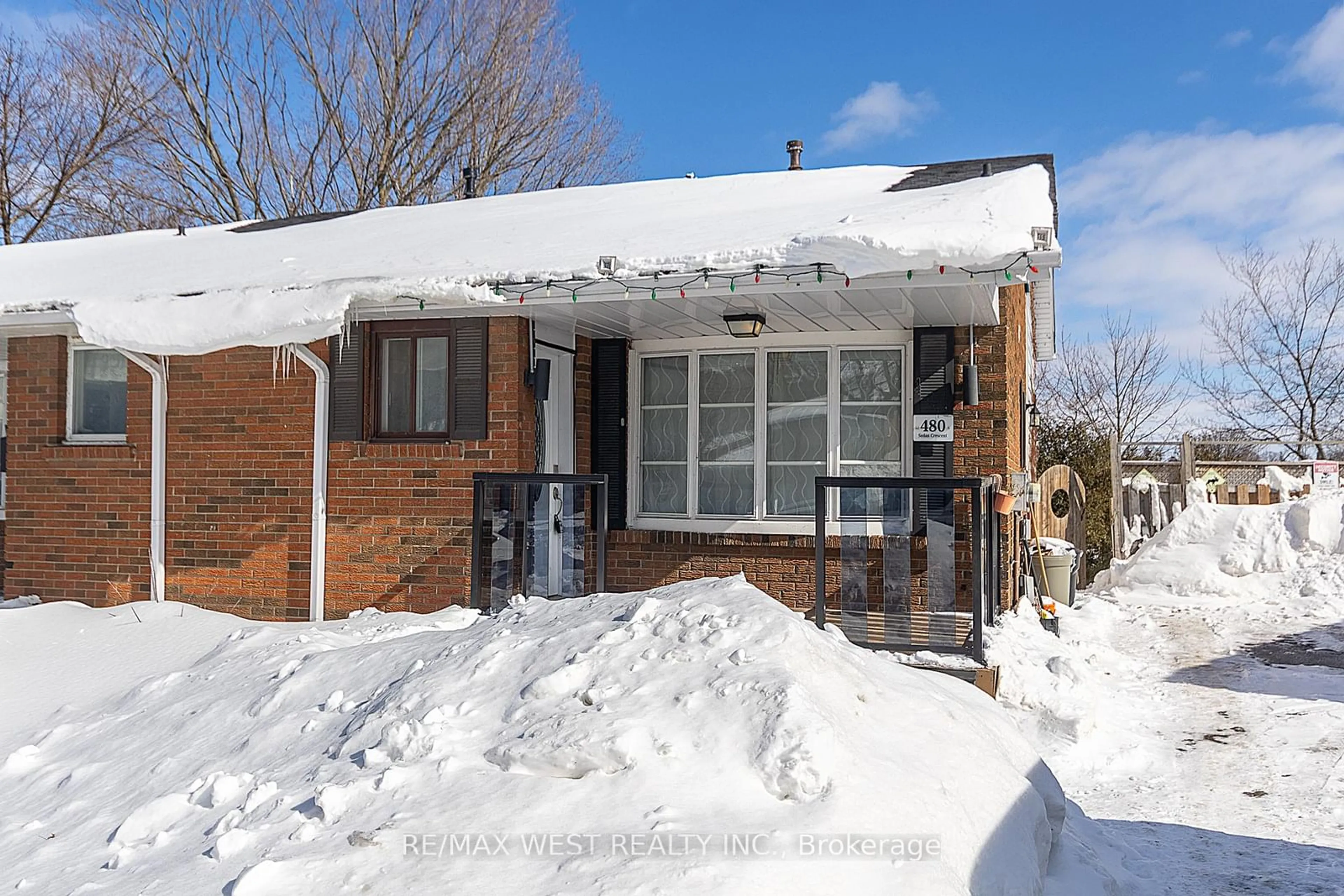 Home with brick exterior material, street for 480 Sedan Cres, Oshawa Ontario L1H 3G5