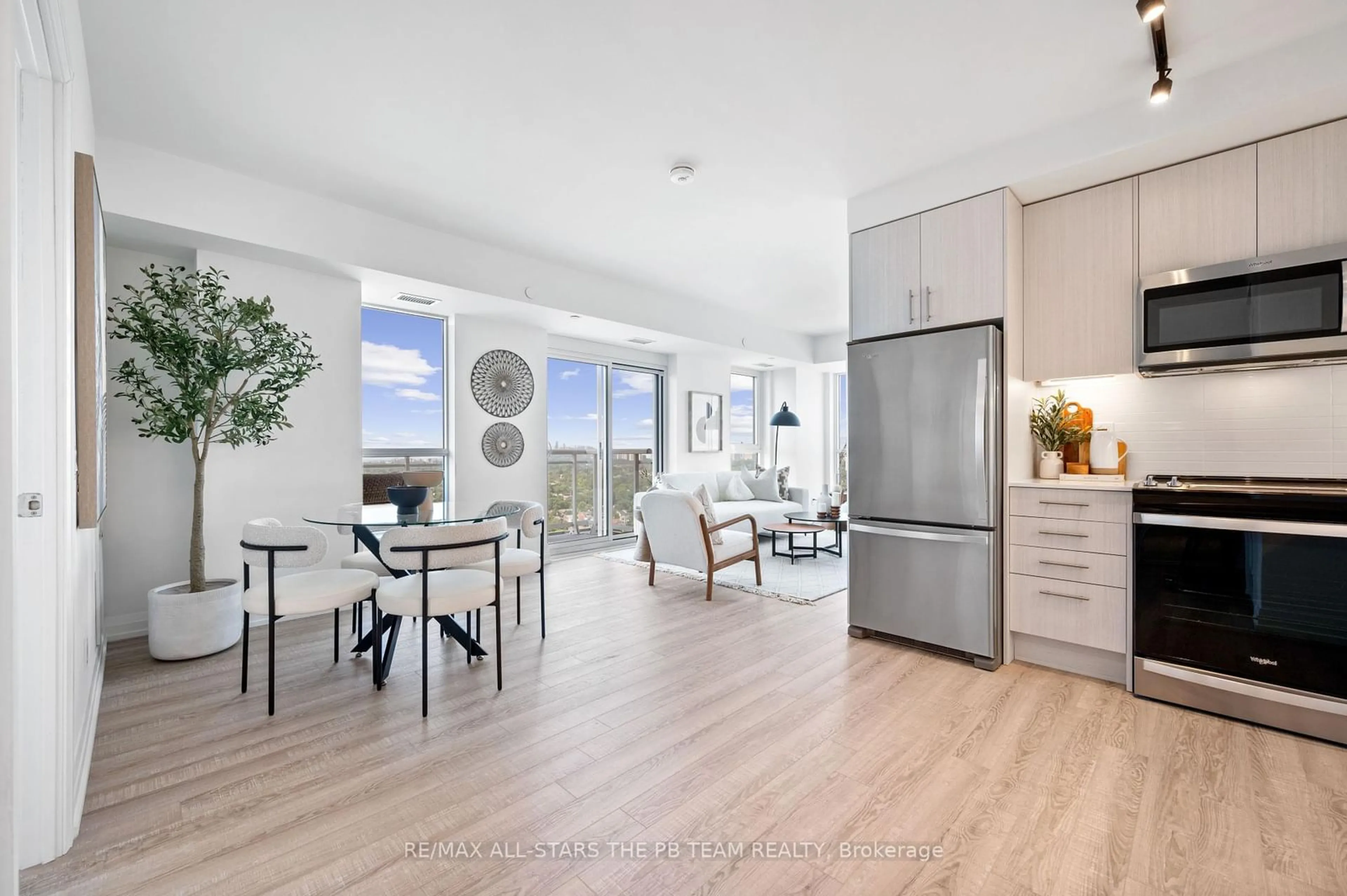 Open concept kitchen, unknown for 286 Main St #2301, Toronto Ontario M4C 0B3