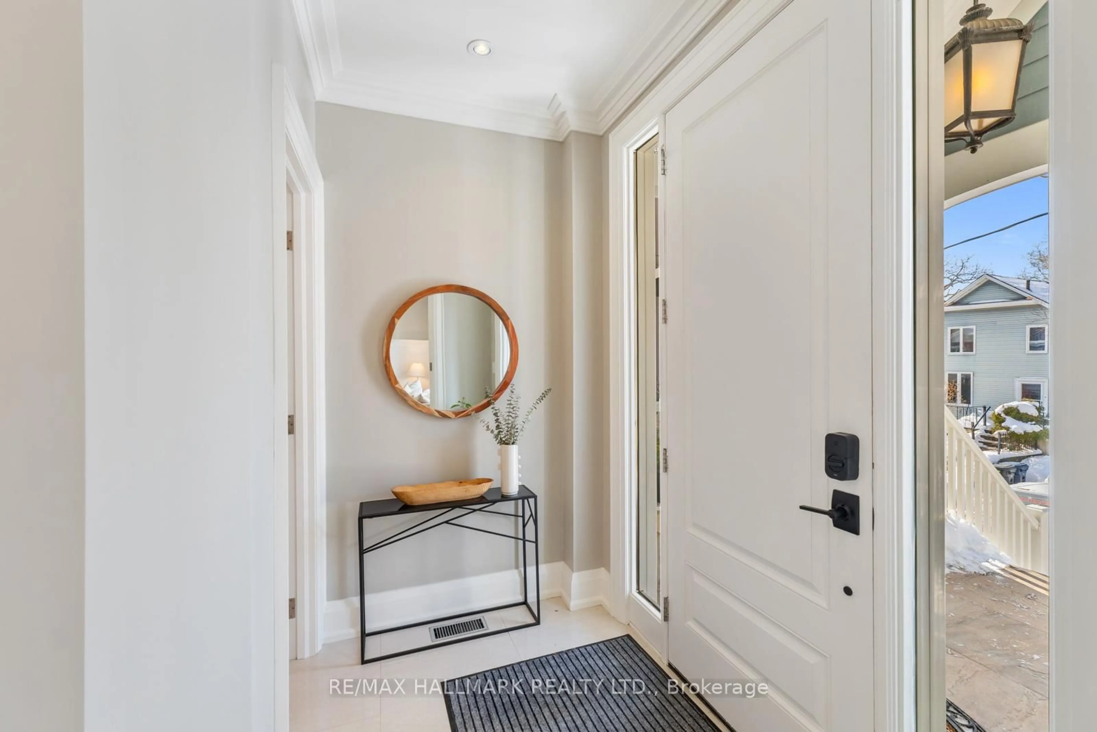 Indoor entryway for 163 Wheeler Ave, Toronto Ontario M4L 3V5