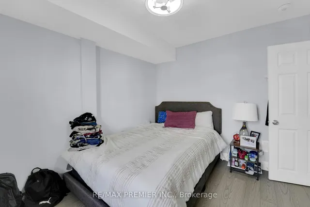 Additional property image - 434 Victoria Park Ave