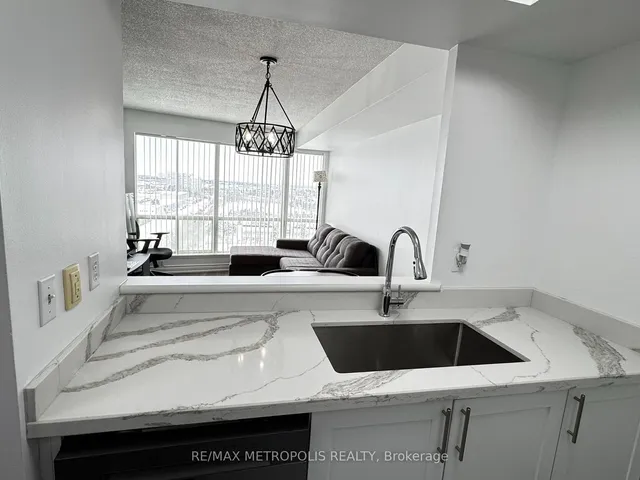 Additional property image - 18 Lee Centre Dr Unit 1613