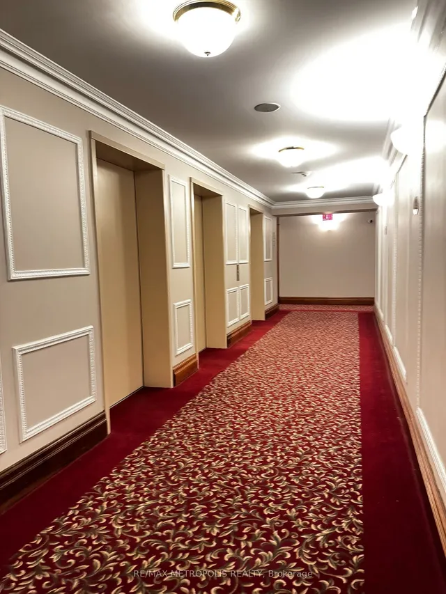 Additional property image - 18 Lee Centre Dr Unit 1613