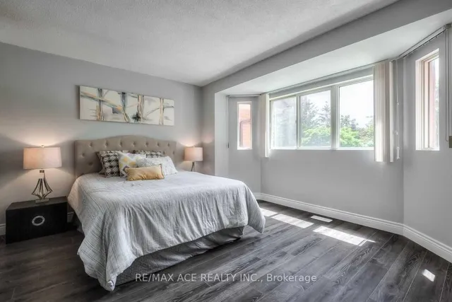Additional property image - 2472 Eglinton Ave Unit TH10