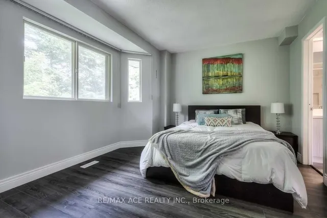 Additional property image - 2472 Eglinton Ave Unit TH10