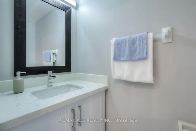 Additional property image - 2472 Eglinton Ave Unit TH10
