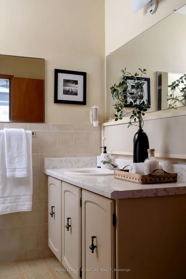 Additional property image - 22 Merkley Sq