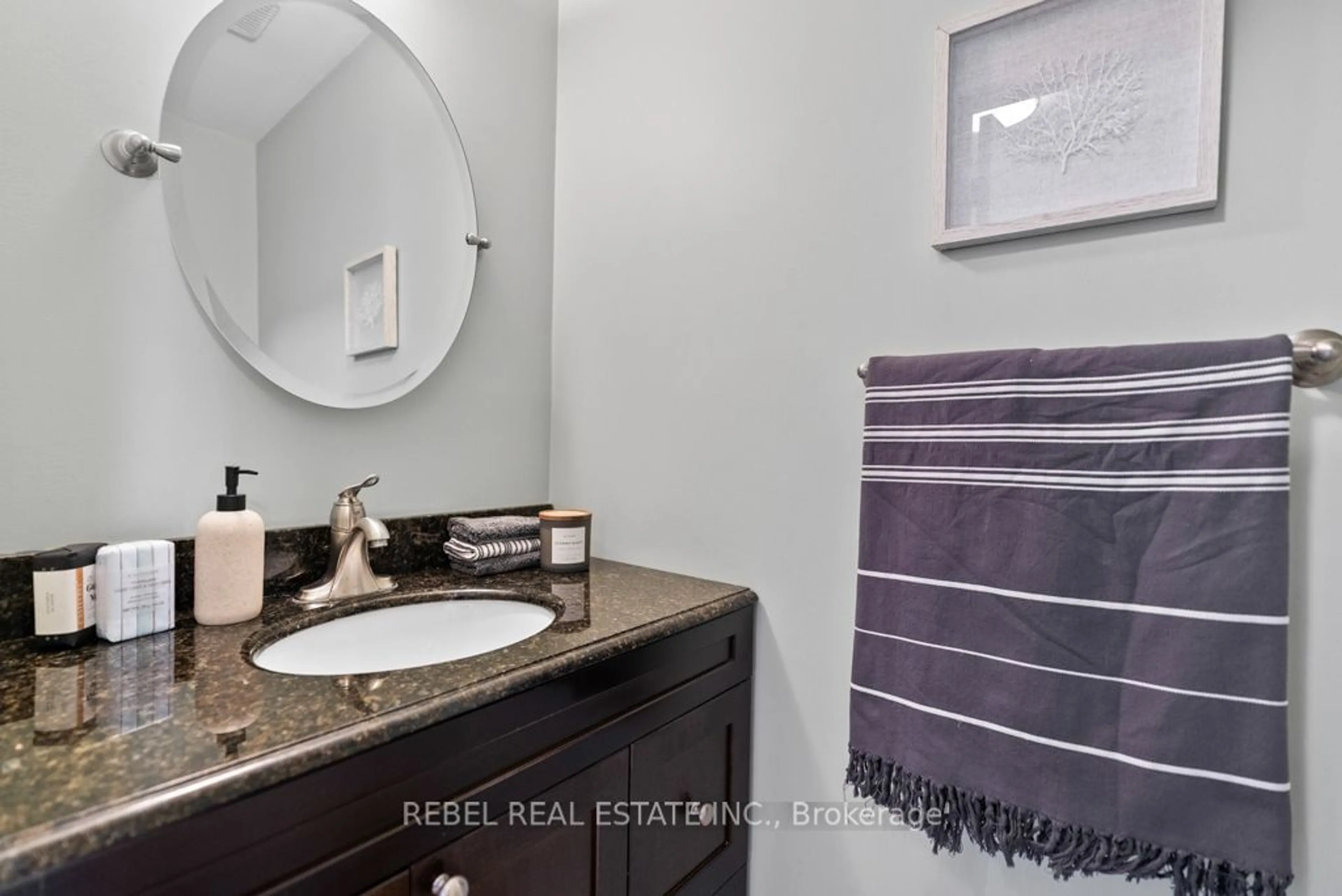 Standard bathroom, ceramic/tile floor for 63 Moyse Dr, Clarington Ontario L1E 2V7