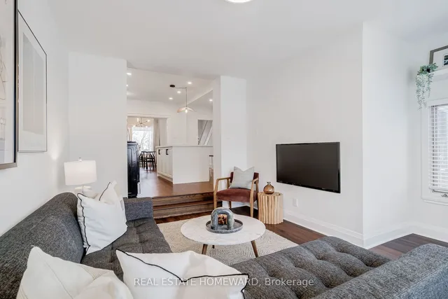 Additional property image - 428 Victoria Park Ave