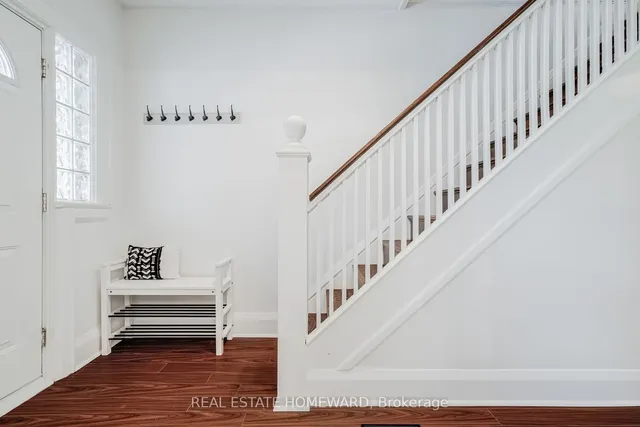 Additional property image - 428 Victoria Park Ave