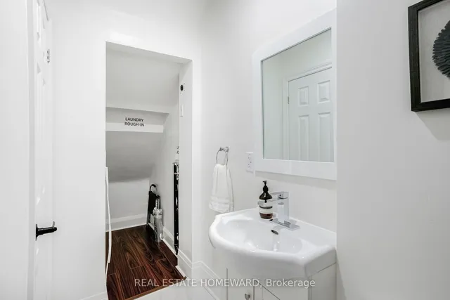 Additional property image - 428 Victoria Park Ave