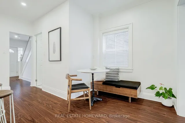 Additional property image - 428 Victoria Park Ave