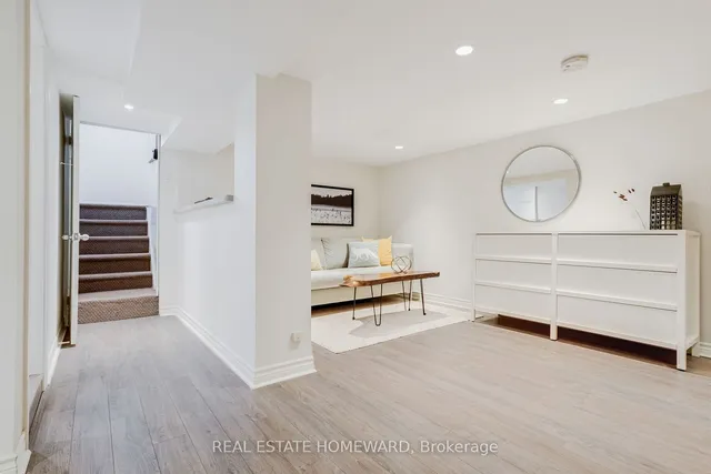 Additional property image - 428 Victoria Park Ave