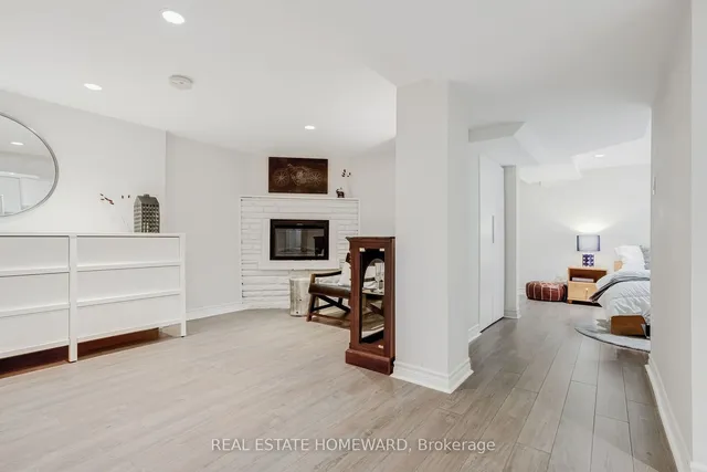 Additional property image - 428 Victoria Park Ave
