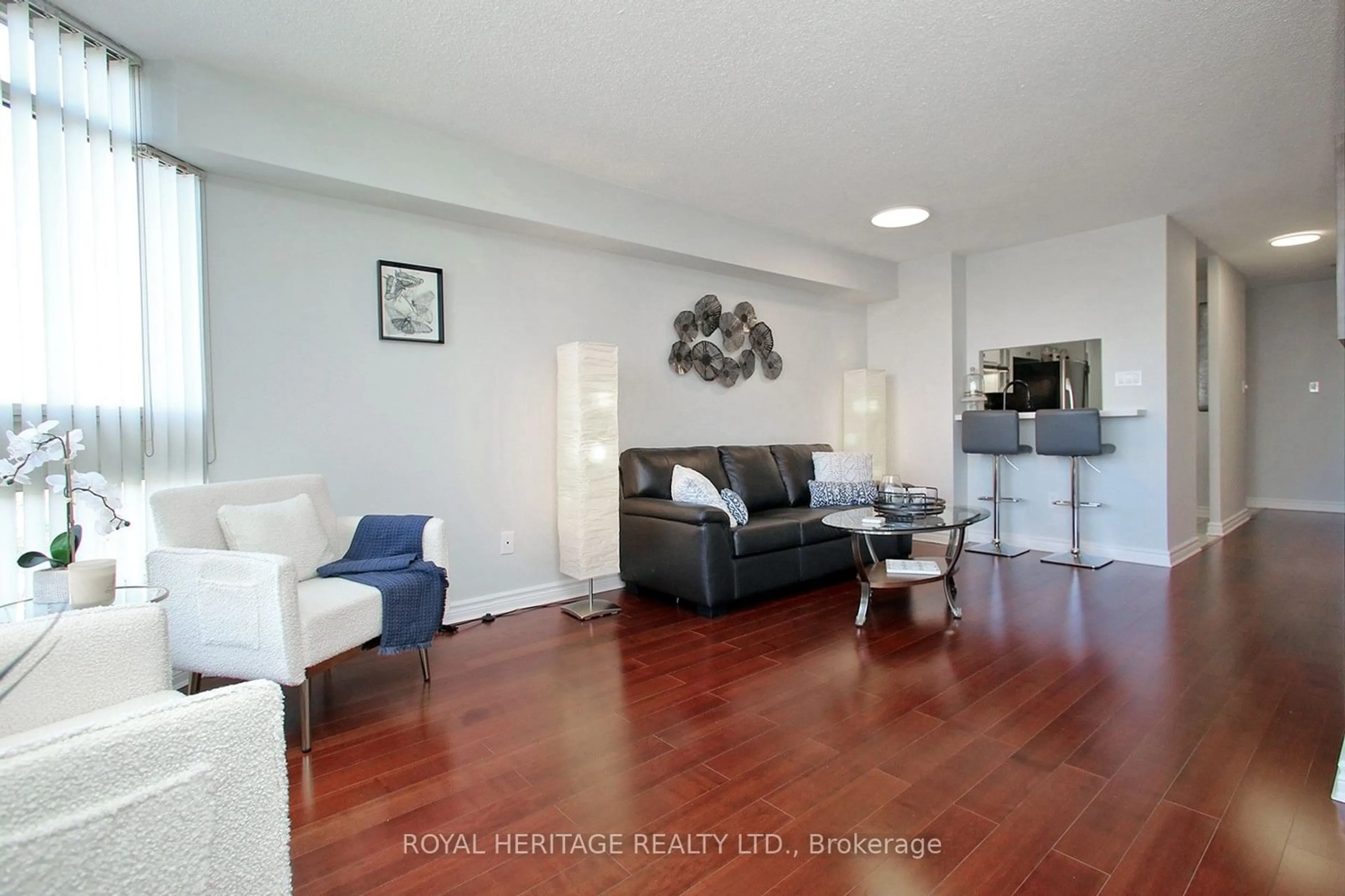 Living room with furniture, unknown for 3231 Eglinton Ave #505, Toronto Ontario M1J 3N5