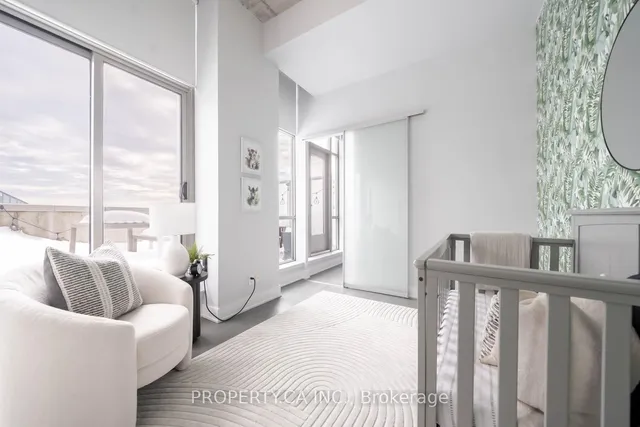 Additional property image - 630 Queen St Unit 810