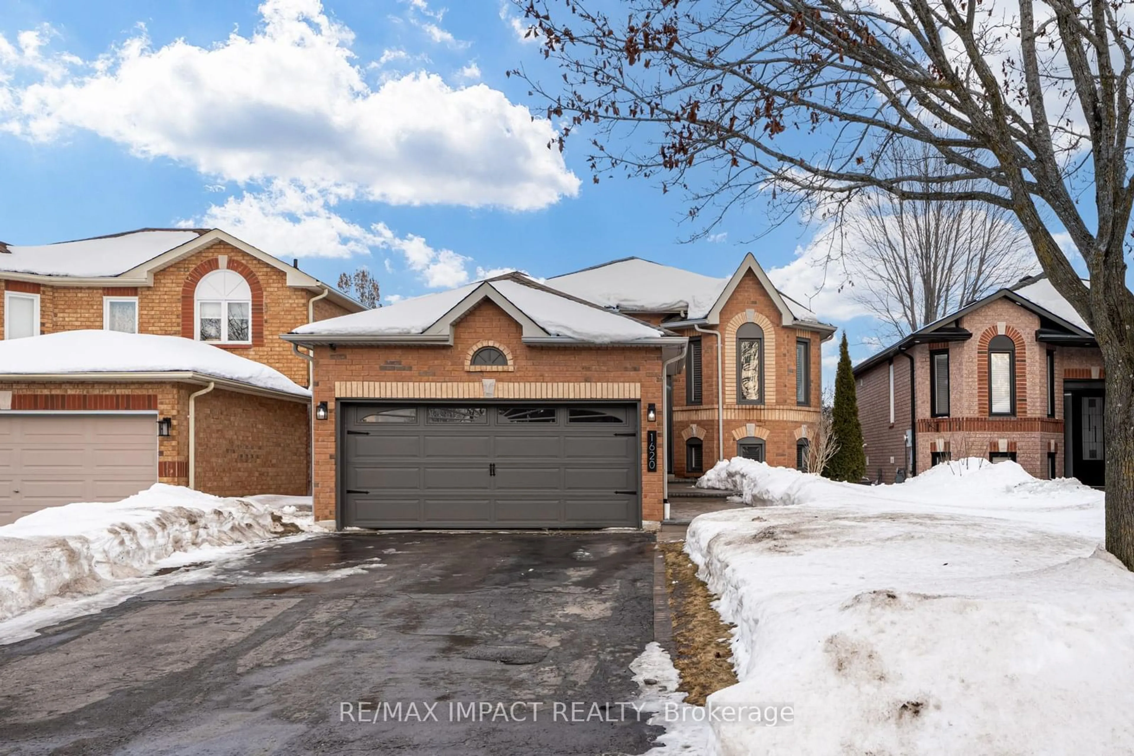 Home with brick exterior material, street for 1620 Edenwood Dr, Oshawa Ontario L1G 7Y6