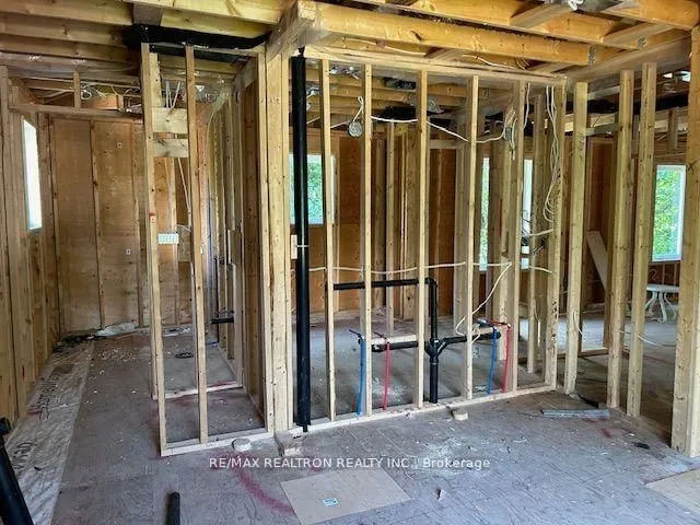 Additional property image - 213 Phyllis Ave