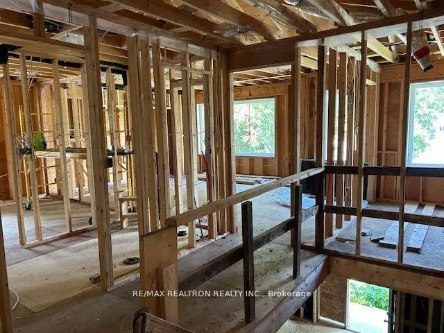 Additional property image - 213 Phyllis Ave